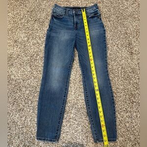 Lucky Brand Women's Skinny Ankle Cut Blue Jeans